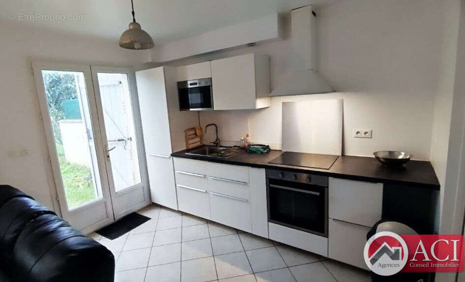 Maison à SAINTE-GENEVIEVE