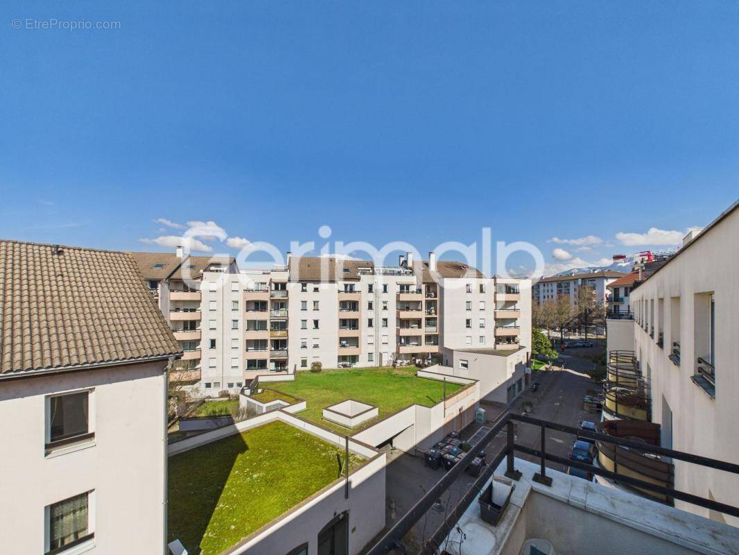 Appartement à CRAN-GEVRIER