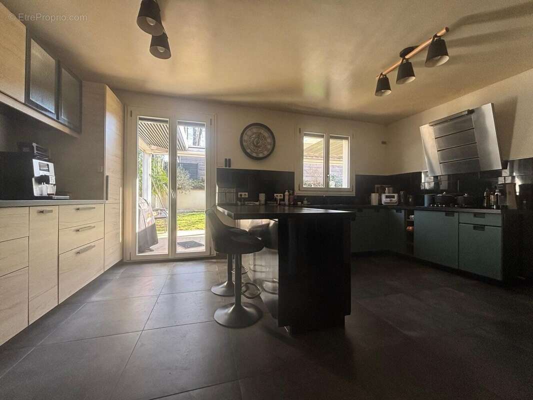 Maison à SAINT-GERMAIN-LES-CORBEIL