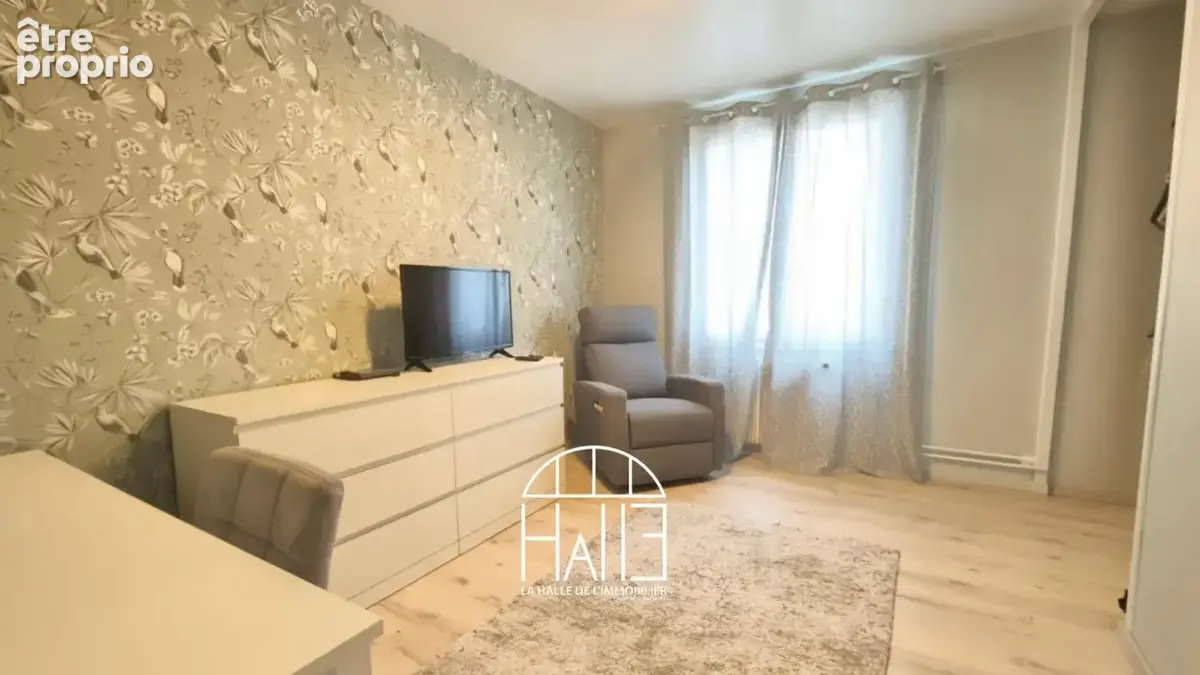 Maison 5 pièces 105 m² à vendre à Chabanais (16150) - photo 9