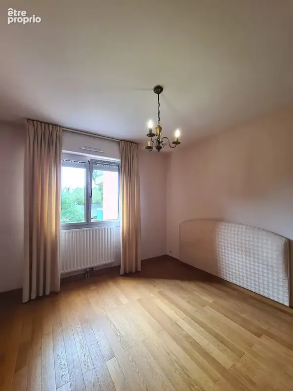 Appartement 102 m² à Besancon  - photo 5