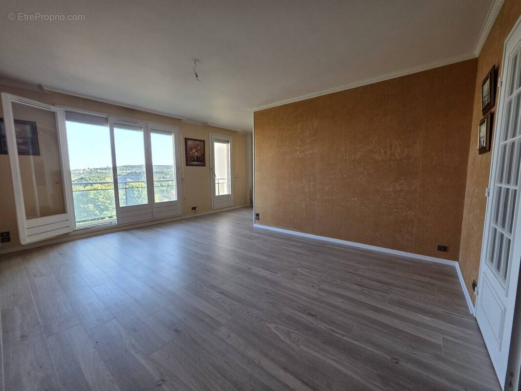 Appartement à TALANT