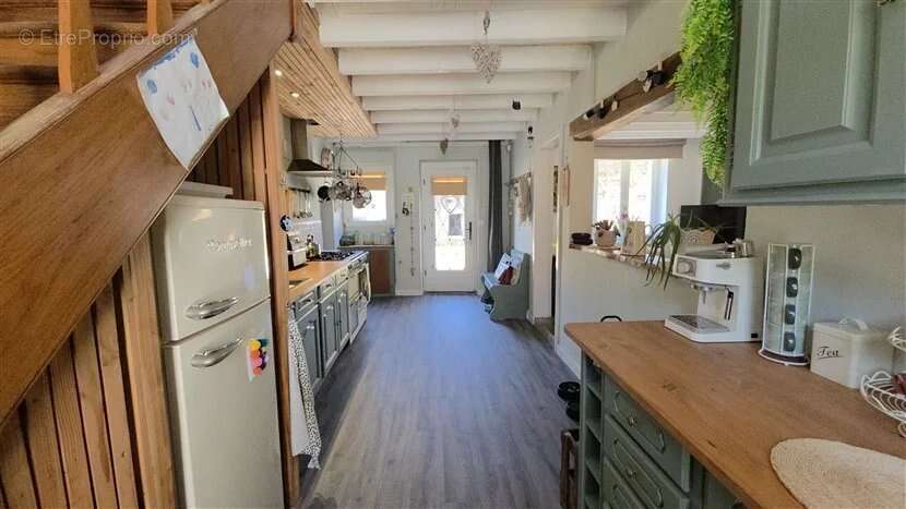 À vendre : maison de campagne de T4, jardins,  granges à Droux (87) - photo 21