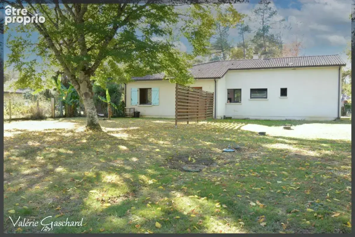 Ménesplet (proche Montpon-Ménestérol) Maison de  130 m² en parfait état - photo 4