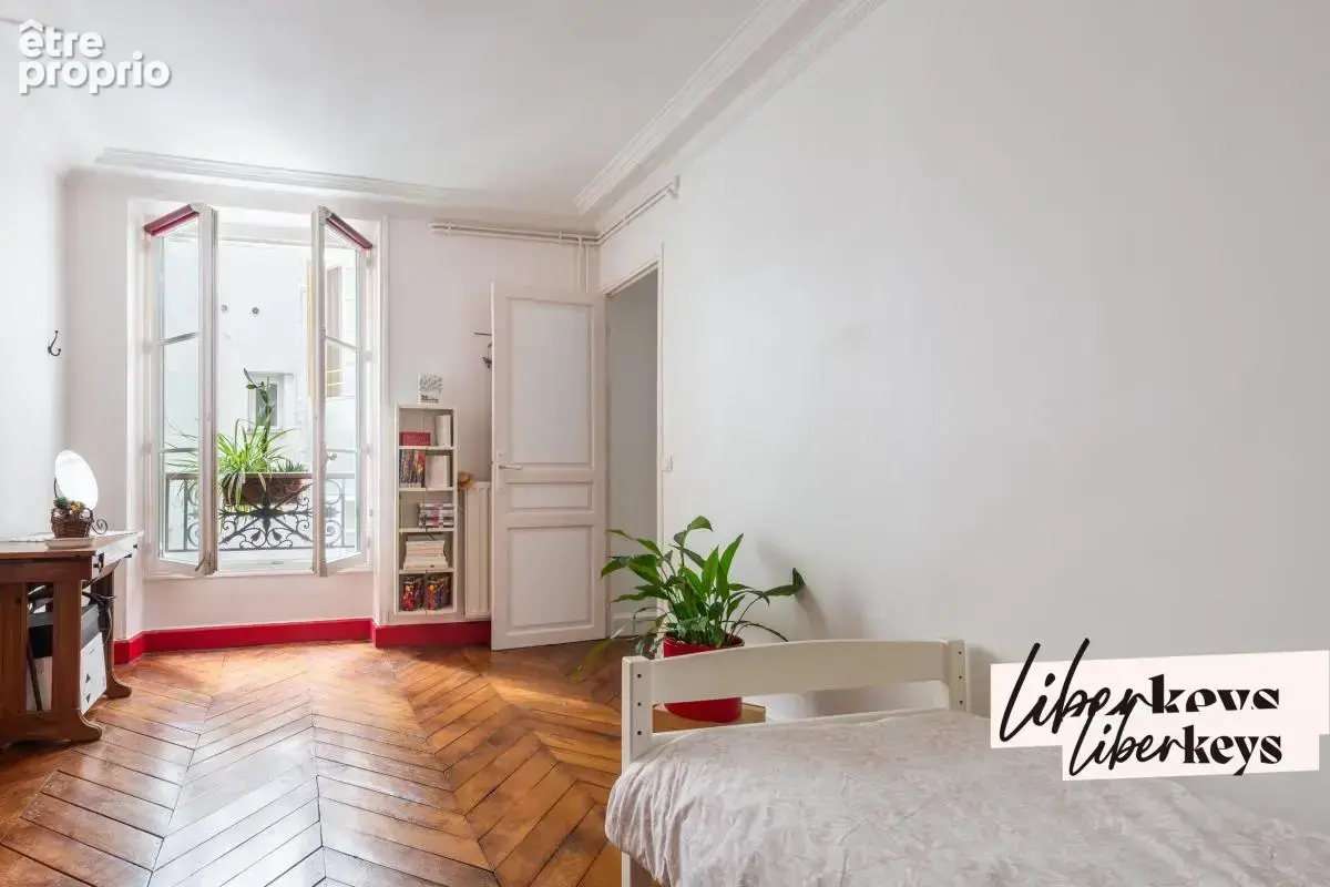 Appartement élégant 4 pièces traversant de 89 m² - Tour Saint-Jacques - Paris 4e - photo 5
