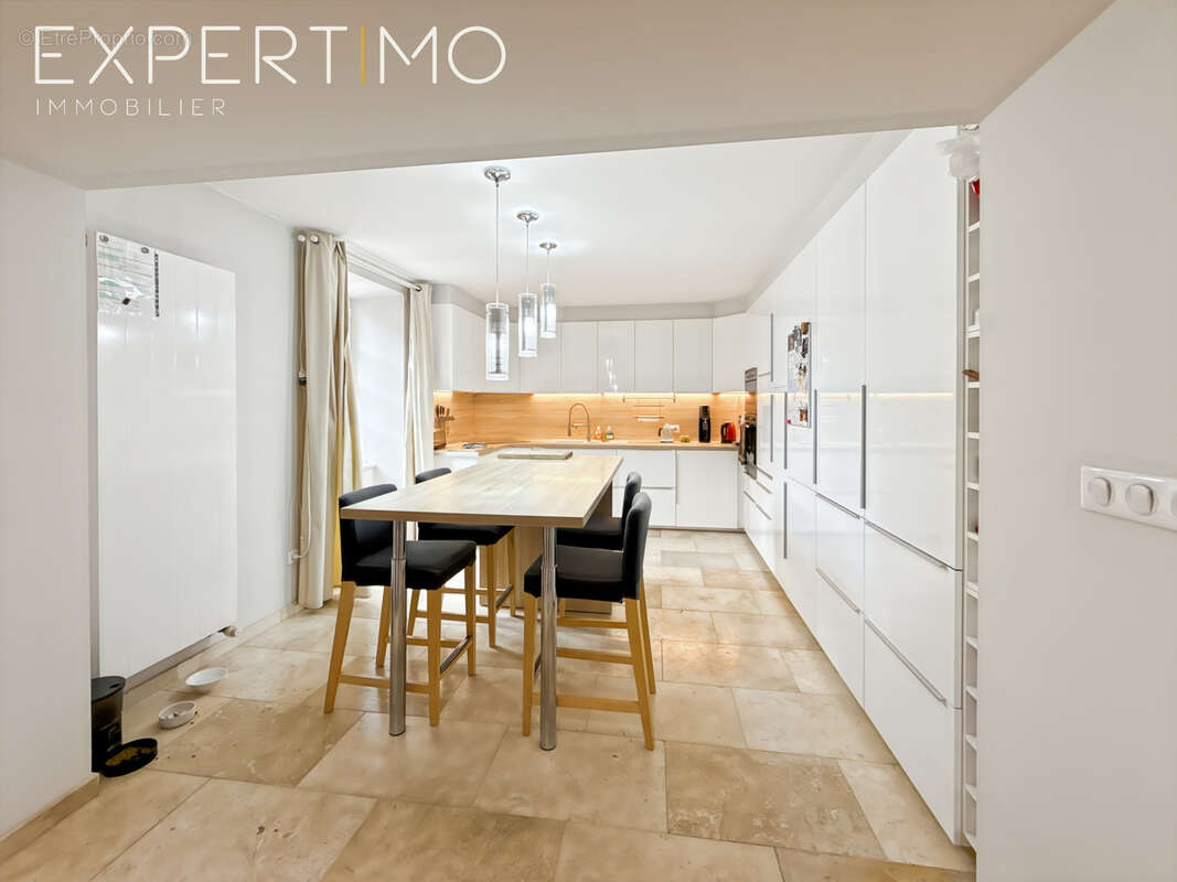 Immeuble à vendre à Roquebrun au bord de l'Orb - photo 3