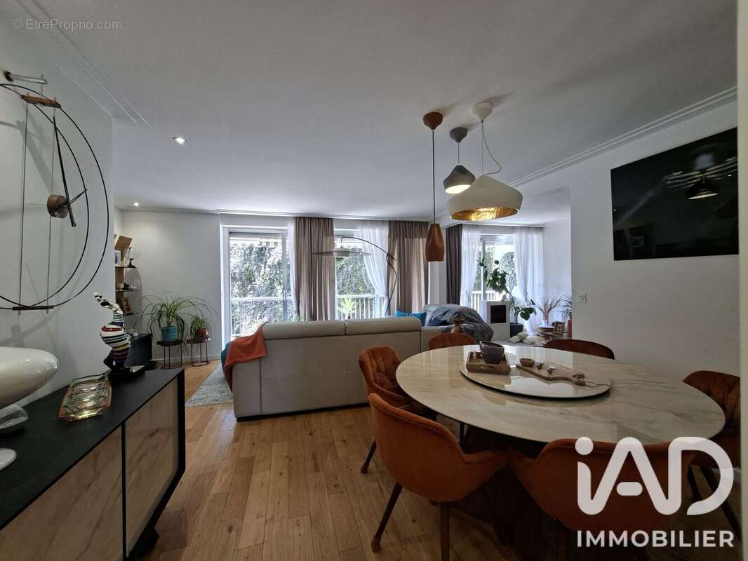 Appartement 77 m² à Croix  - photo 3