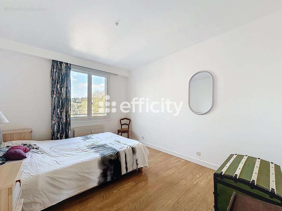 Appartement à CALUIRE-ET-CUIRE