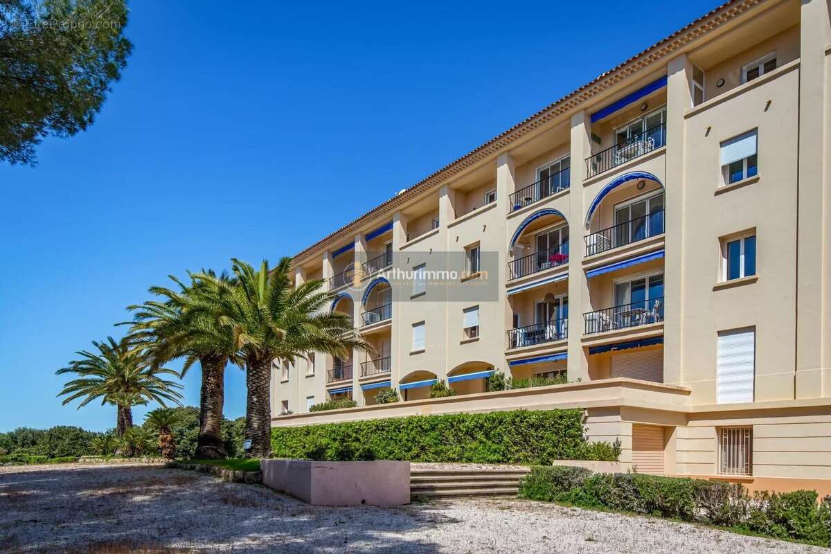 Appartement à SAINT-RAPHAEL