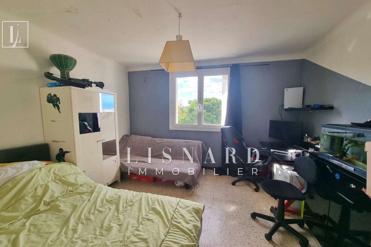 Appartement à LE CANNET