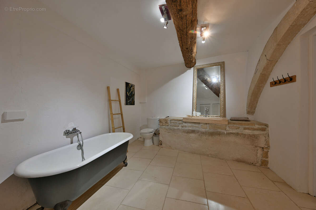 Maison à SALINELLES
