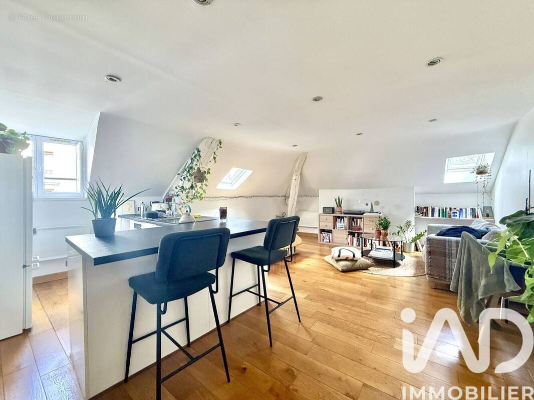 Photo 1 - Appartement à PARIS-11E