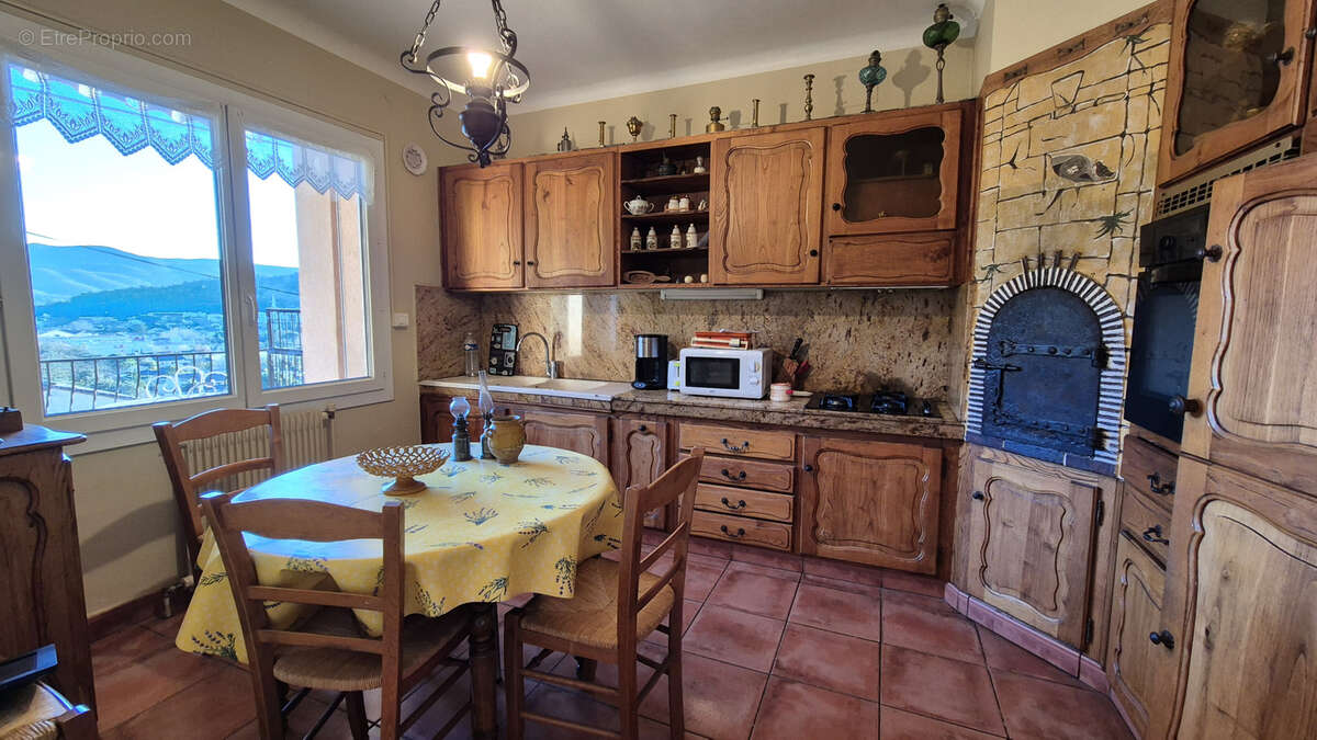 Maison à LAMALOU-LES-BAINS