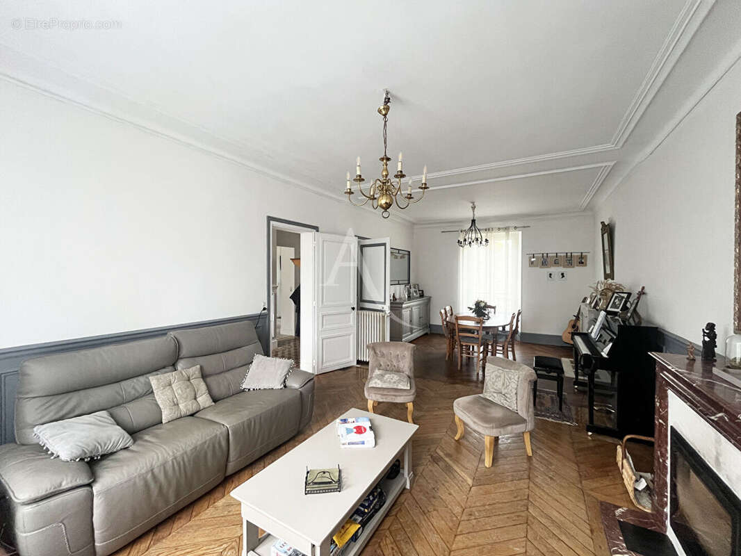Maison à DOURDAN