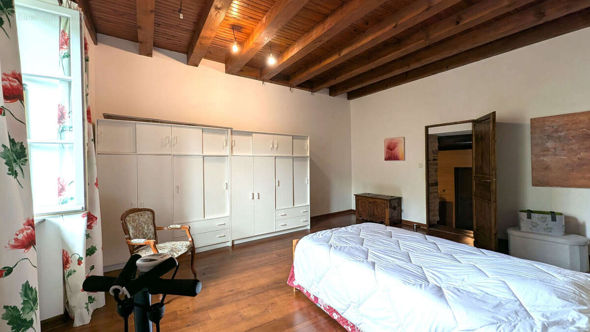 Maison Gigny 172 m² - photo 13