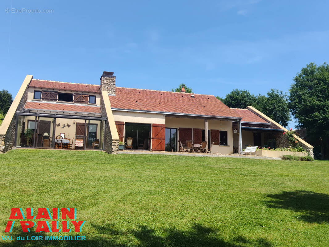 Maison à CLOYES-SUR-LE-LOIR