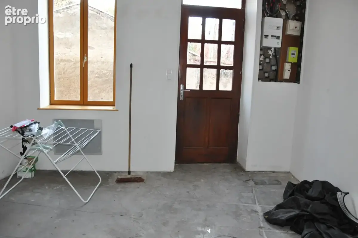 Immeuble de caractère en centre-ville, avec local commercial, duplex et appartement loué - photo 15