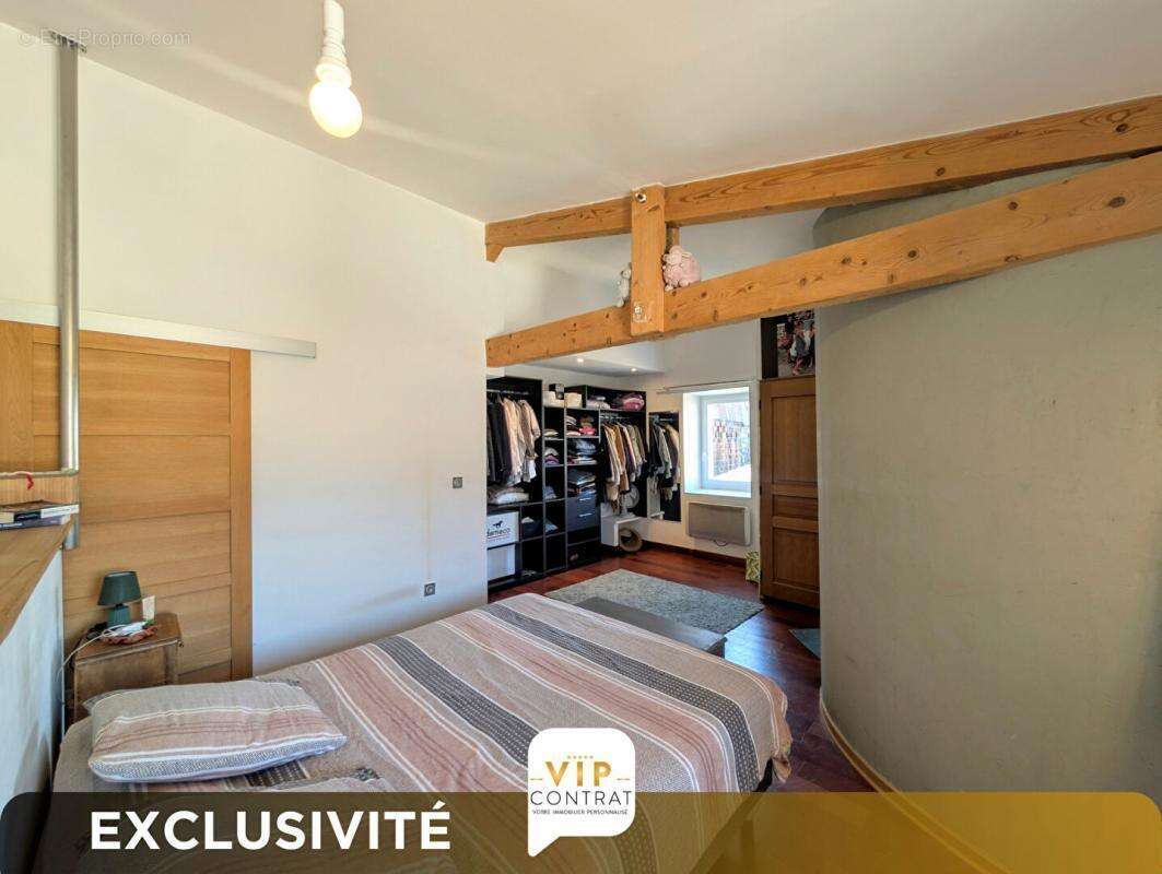 Maison de caractère à Triac Lautrait Exclusivité VIP réf 436237 - photo 11