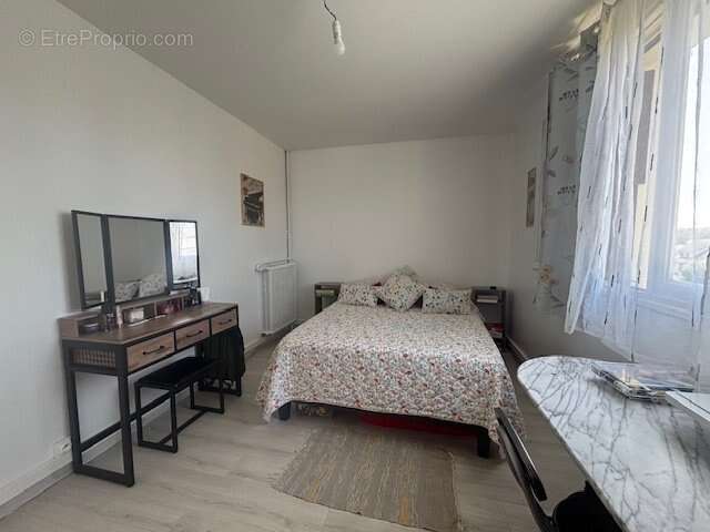 Appartement à CHAMPIGNY-SUR-MARNE