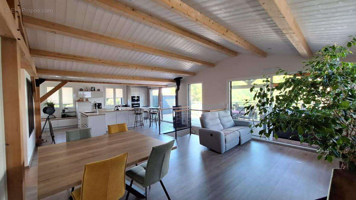 Maison à TALMONT-SAINT-HILAIRE