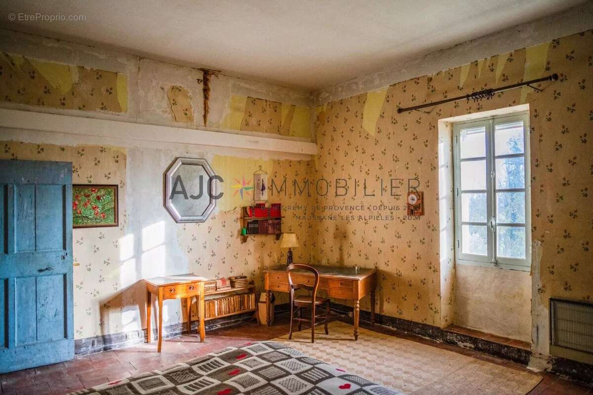 Maison à MAUSSANE-LES-ALPILLES