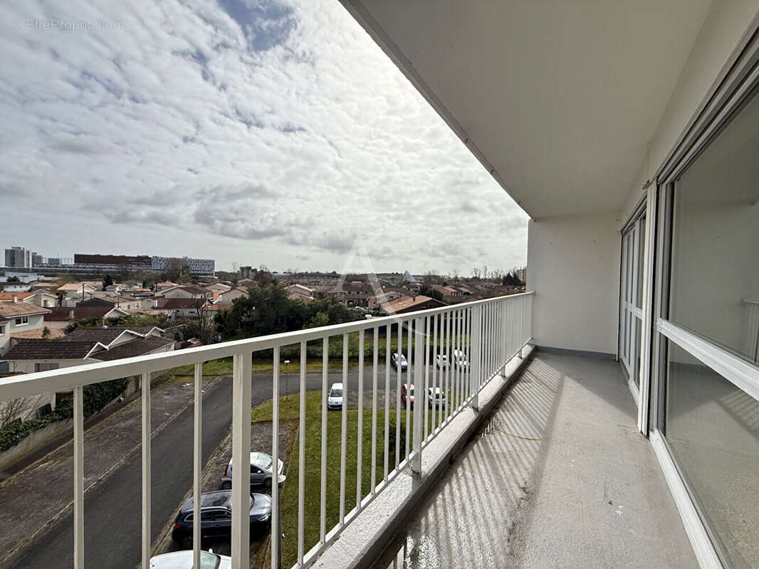 Appartement à PESSAC