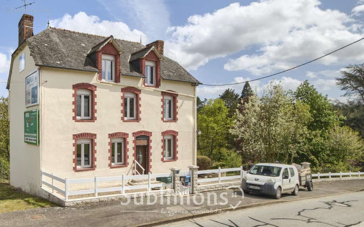 Maison à LOYAT