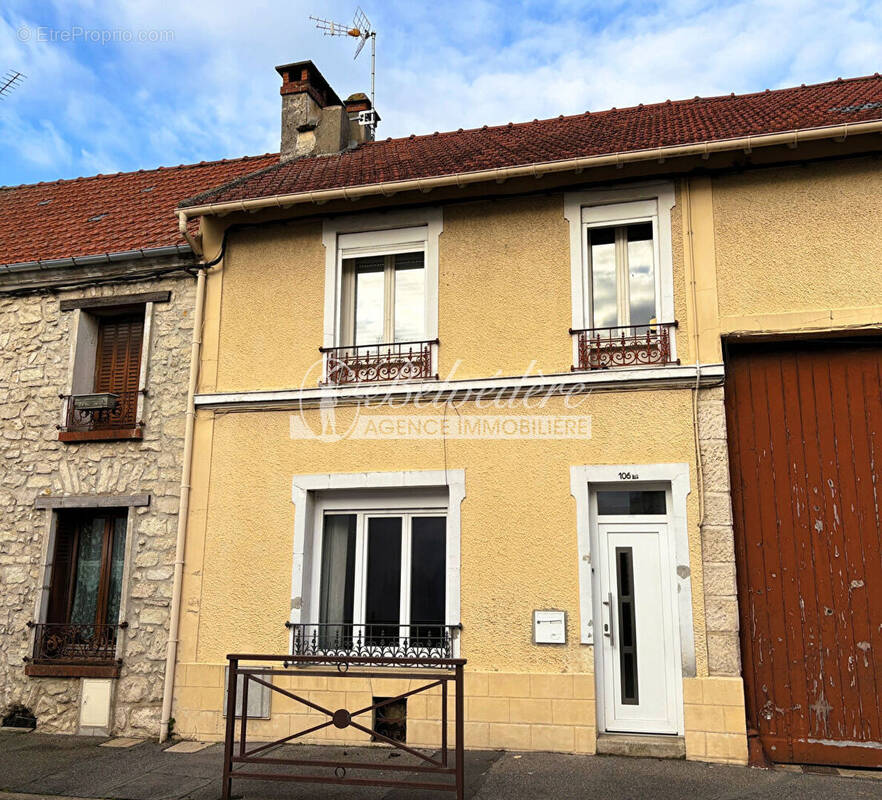 Maison à PIERRELAYE