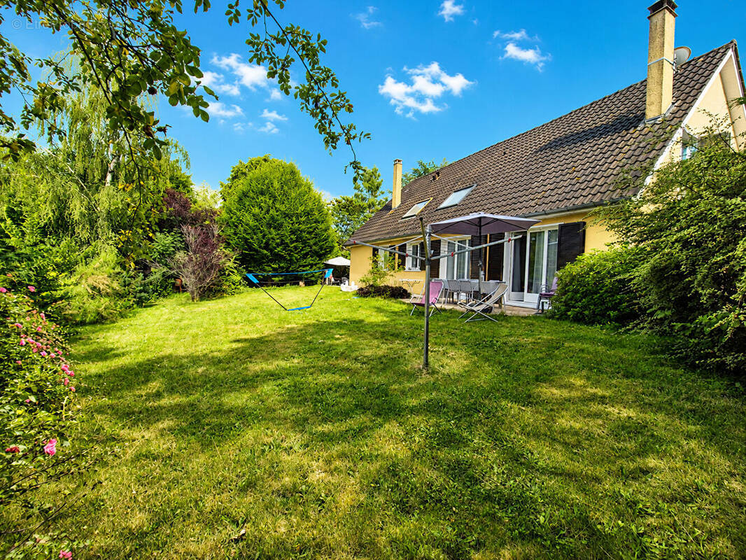 Maison à MAUREPAS