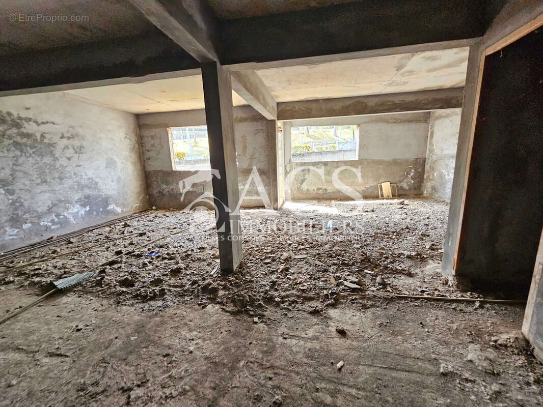 Appartement à SAINTE-LUCE