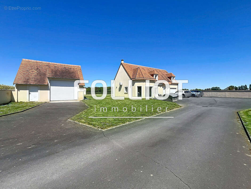 Maison à FRESNEY-LE-VIEUX