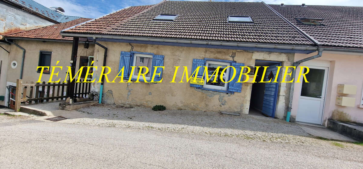 Appartement à FONCINE-LE-HAUT
