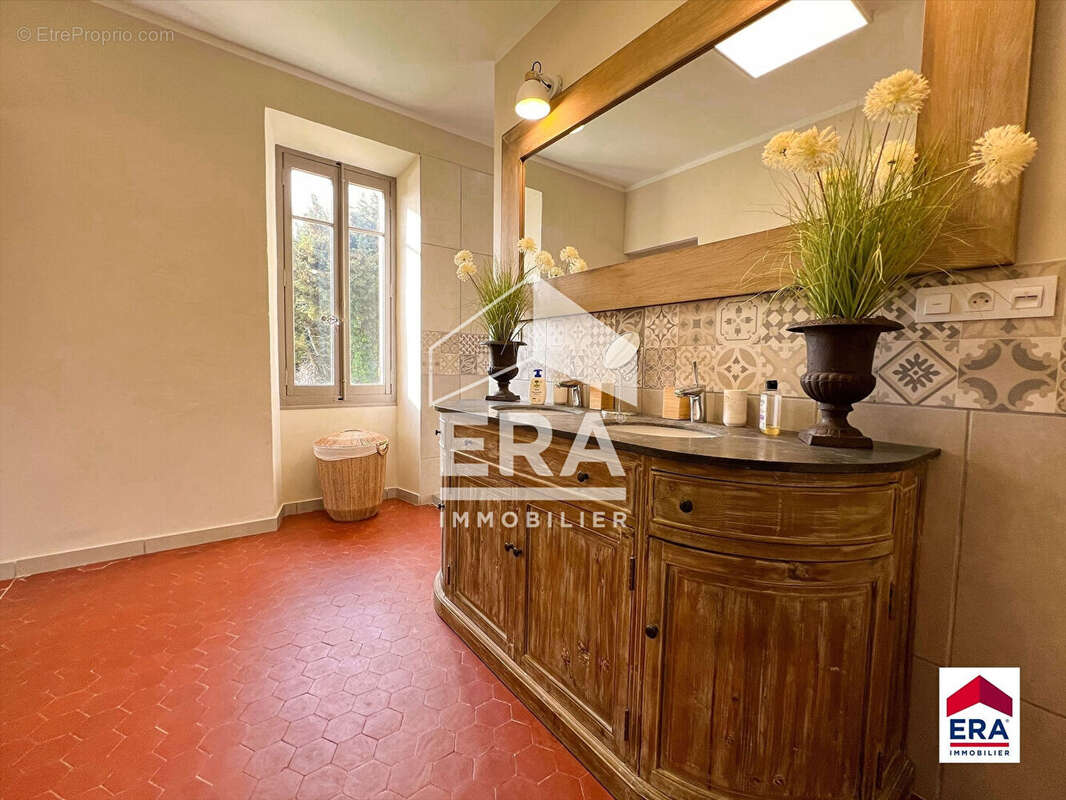 Maison à LORIOL-DU-COMTAT