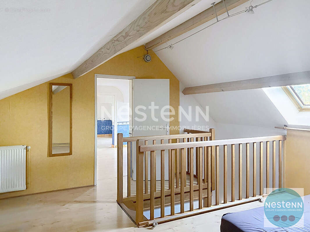 Coup de coeur à contres - maison rénovée, sans vis-à-vis, 4 chambres et beaux espaces de vie ! - photo 15