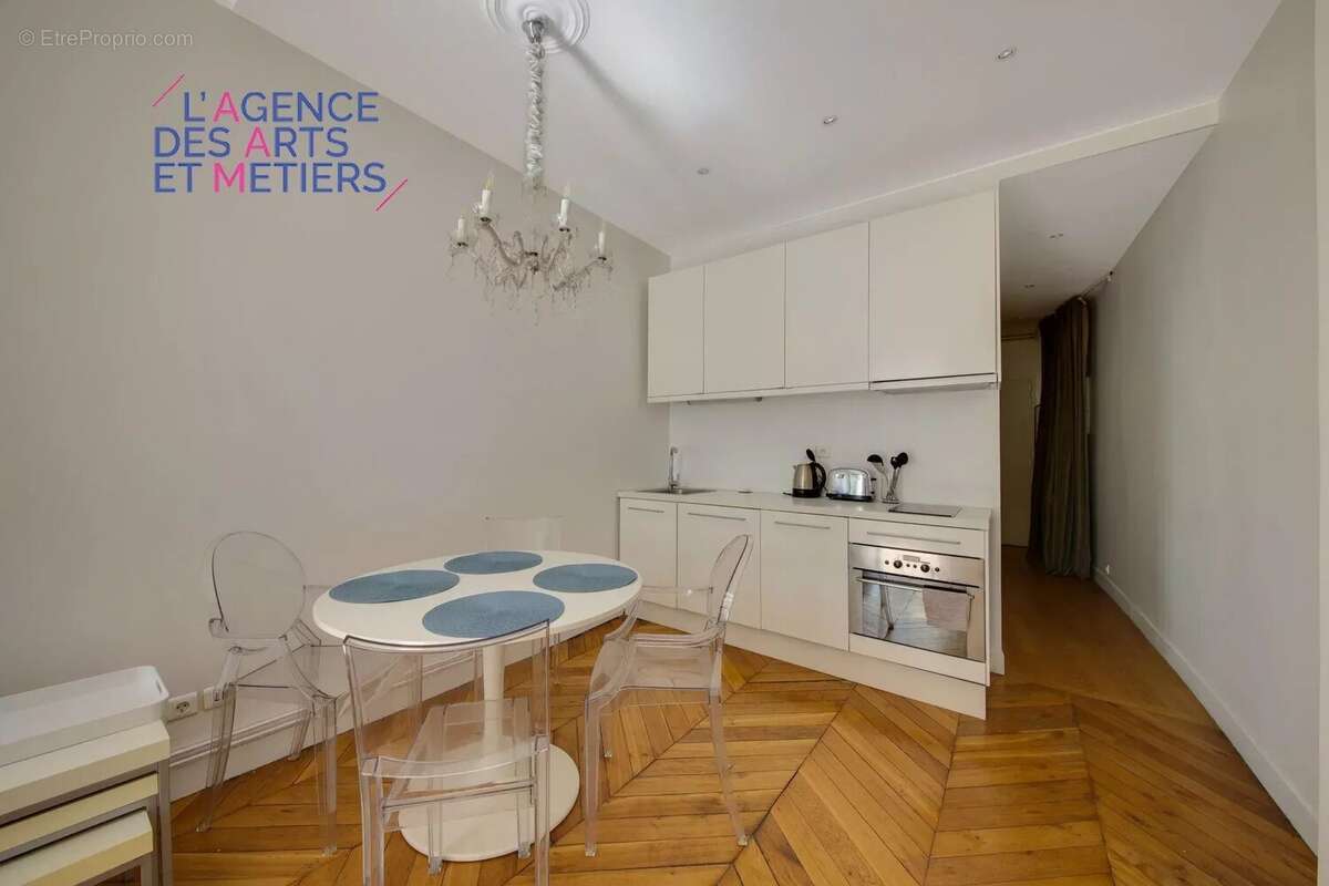 Appartement à PARIS-4E