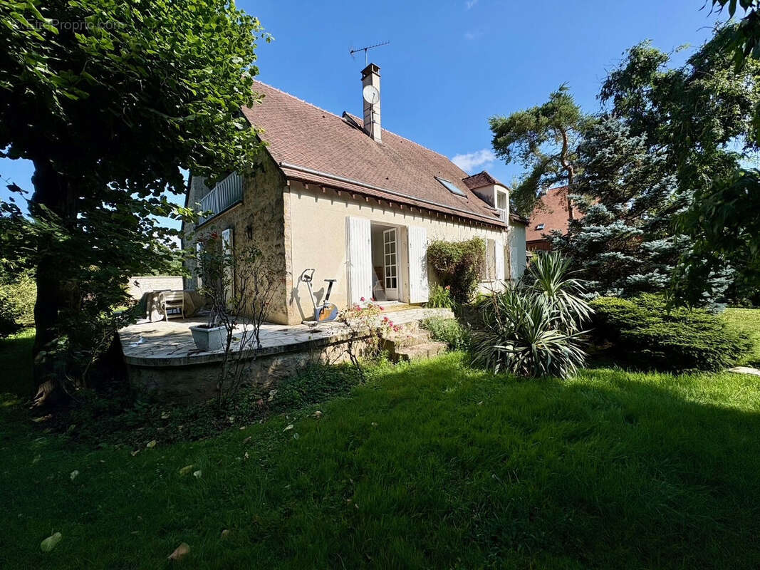 Maison à GIF-SUR-YVETTE
