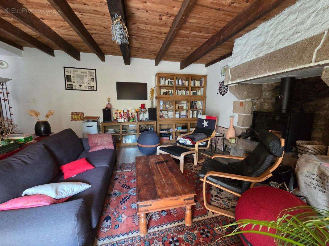 Maison à PLOUNEVEZ-MOEDEC