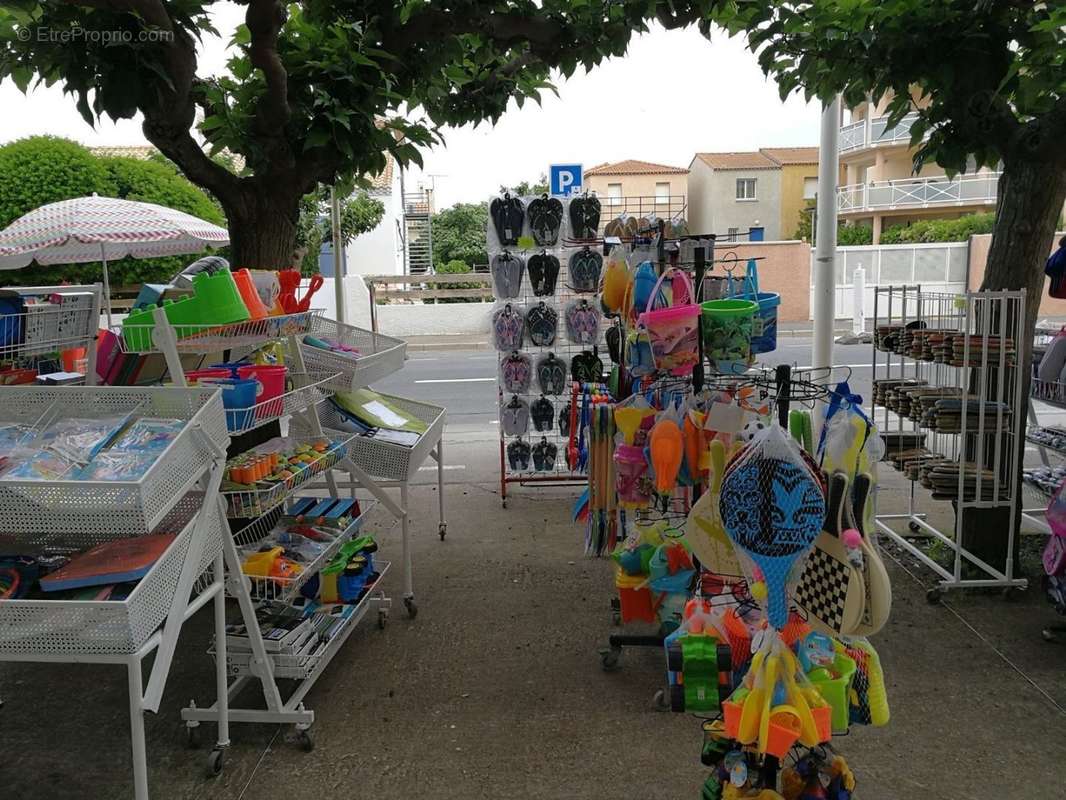 Commerce à VALRAS-PLAGE