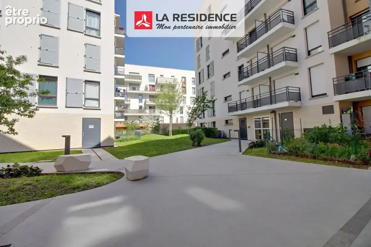 Appartement 1 pièce 24 m² à vendre à Poissy (78300) - photo 1