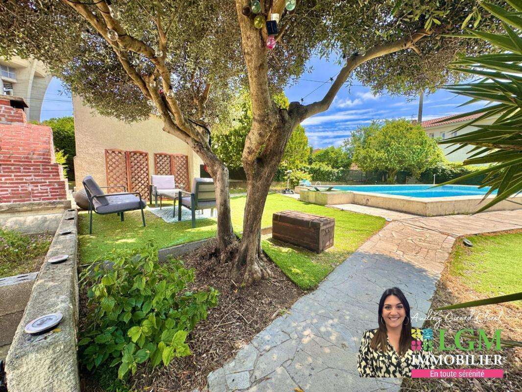 Maison à SAINT-JEAN-DE-VEDAS