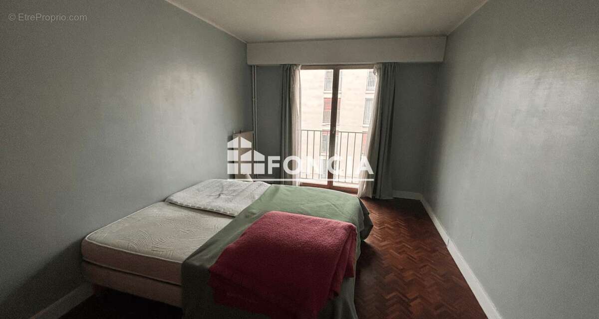 Appartement à VERSAILLES