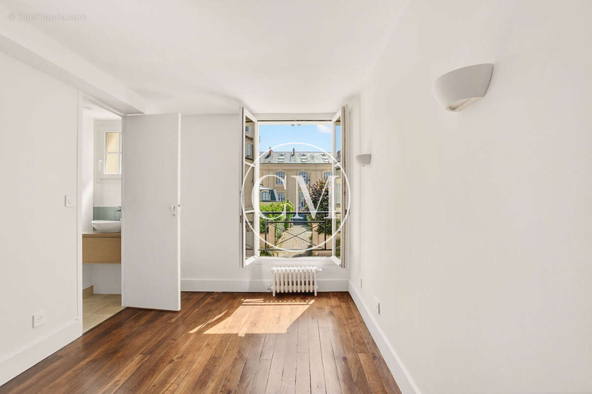 Appartement à VERSAILLES