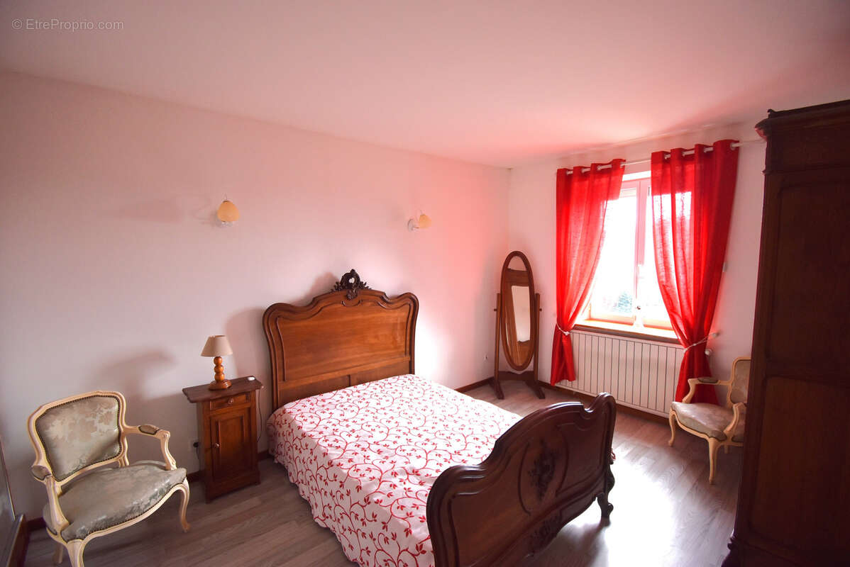 Maison à AILLEVILLERS-ET-LYAUMONT