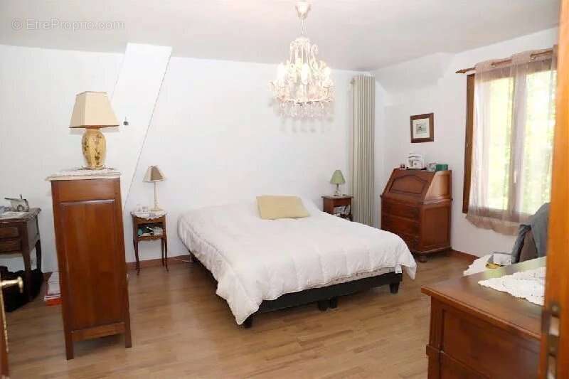 Maison à SAINT-MICHEL-SUR-ORGE