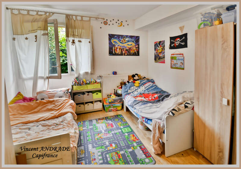 Appartement à SAINTE-GENEVIEVE-DES-BOIS