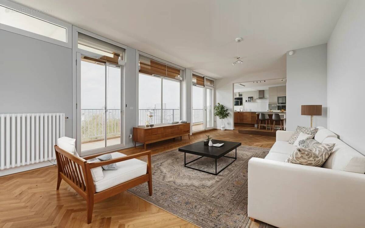 Appartement à LYON-5E