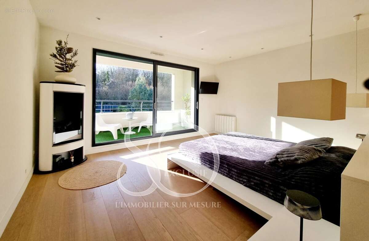 Maison à FEUCHEROLLES