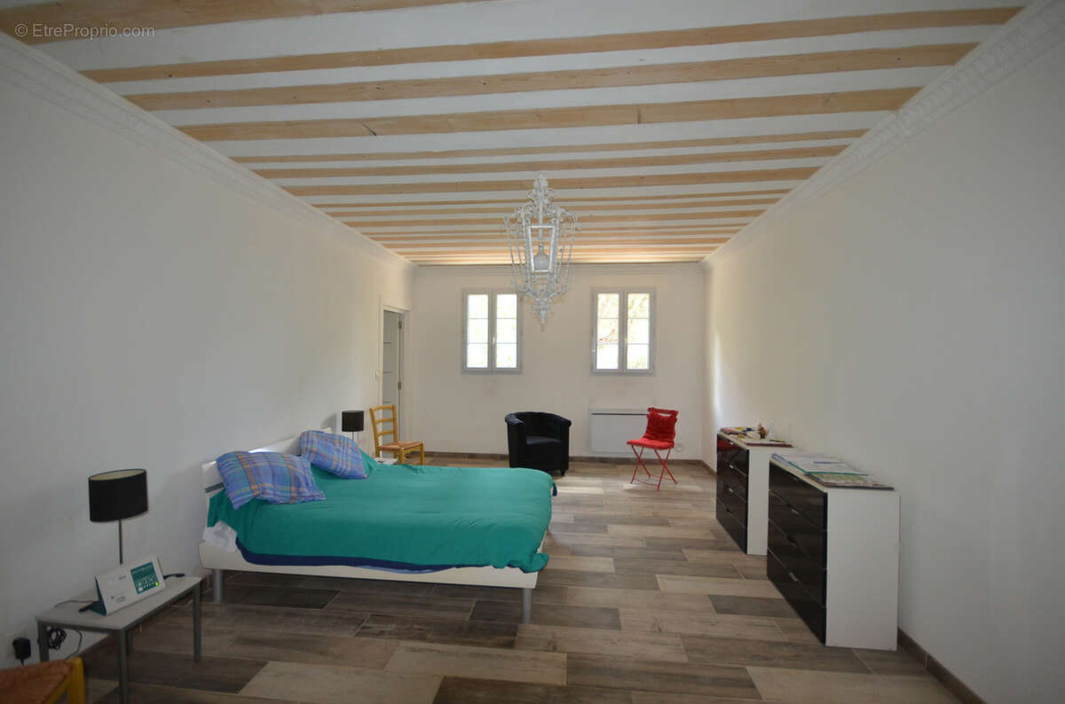 Maison à SILLANS-LA-CASCADE