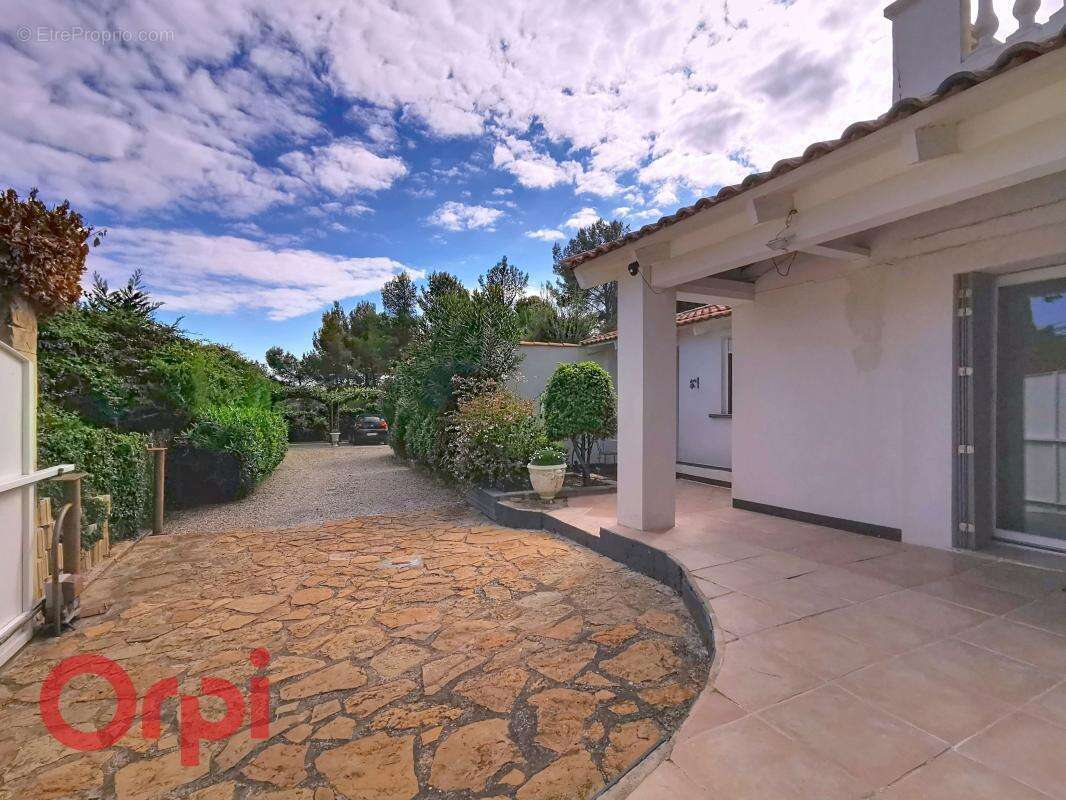 Maison à LA CADIERE-D&#039;AZUR