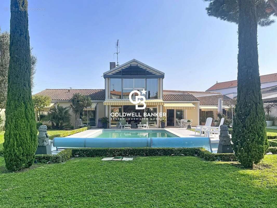 Maison à LA ROCHELLE